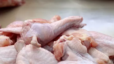 Ne vedd meg őket! Ezek a csirkehúsok veszélyesek a magyar boltokban